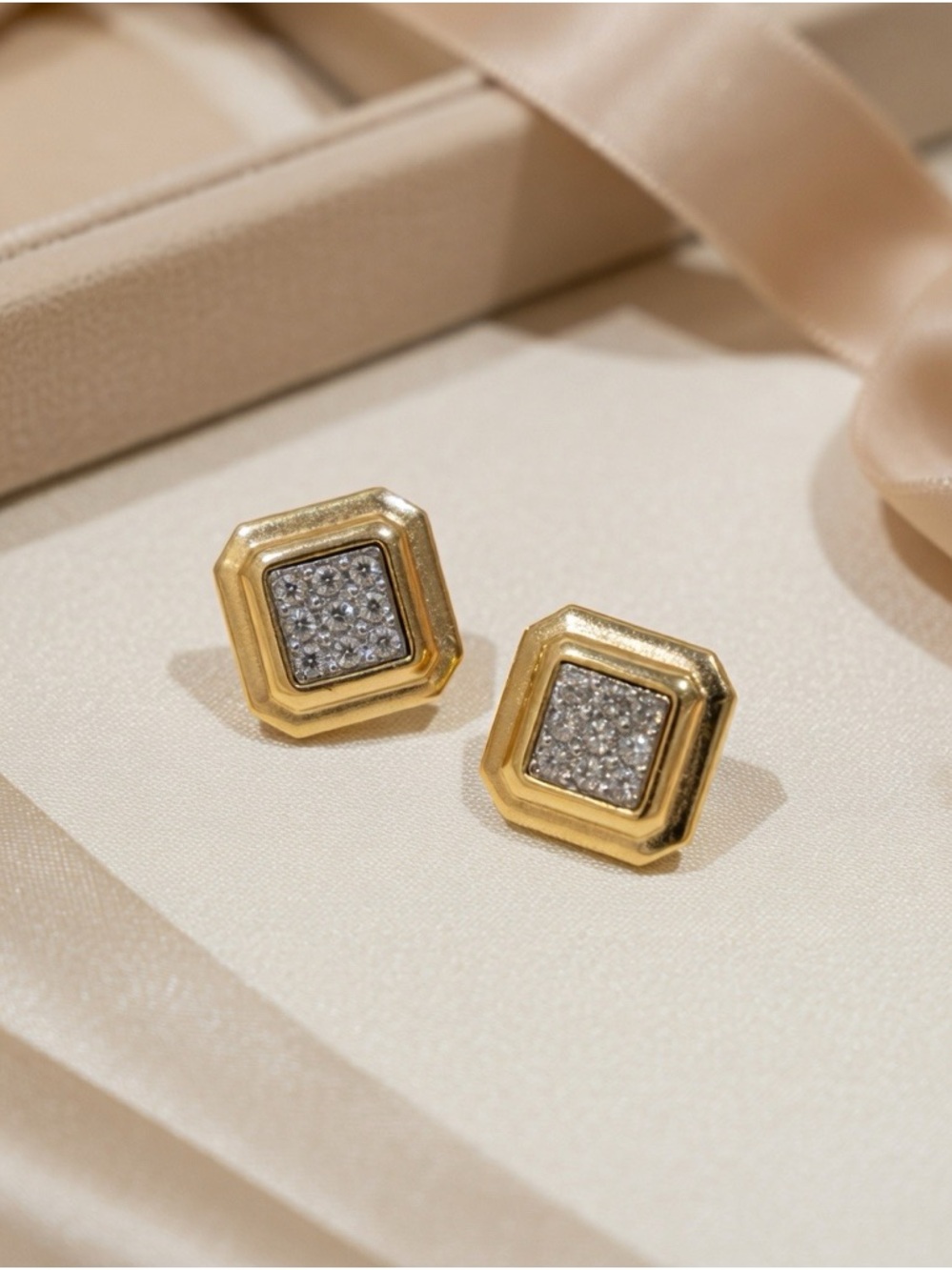 Vintage AVON Gold Tone Rhinestone Square Clip On Earrings Geometric 80s Jewelry